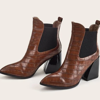 Jesen zima Ženske čizme plus size žene cipele Moda Europa i Amerika oštar nabijen heel Chelsea boots žene ww35